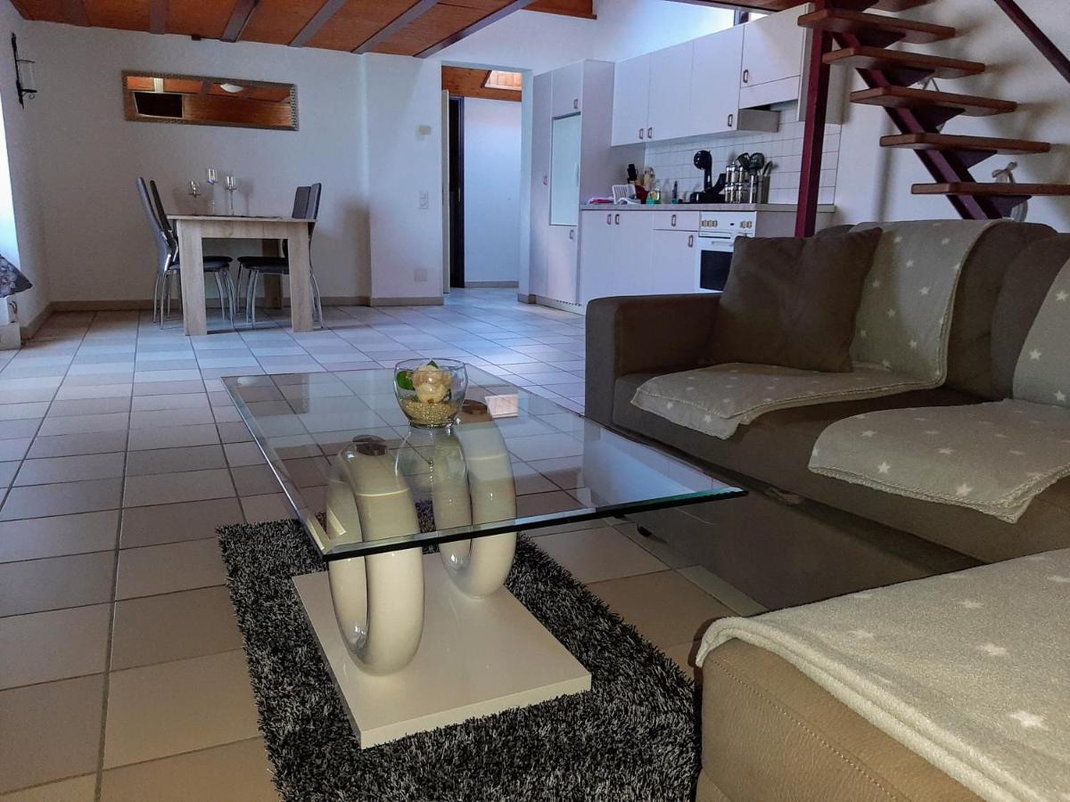 Holidays Homes Il Folletto Quartino Exterior foto