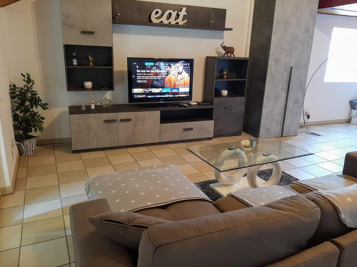 Holidays Homes Il Folletto Quartino Exterior foto