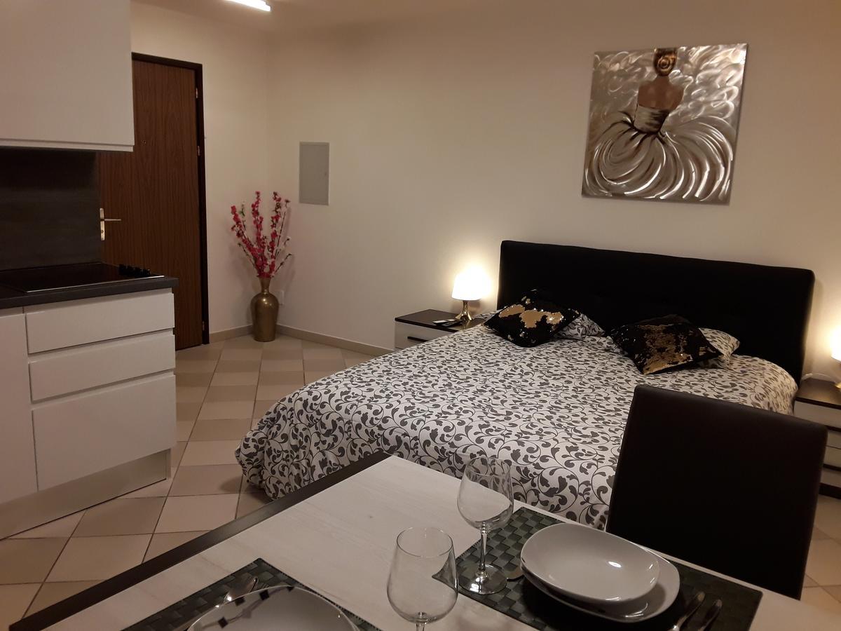 Holidays Homes Il Folletto Quartino Exterior foto