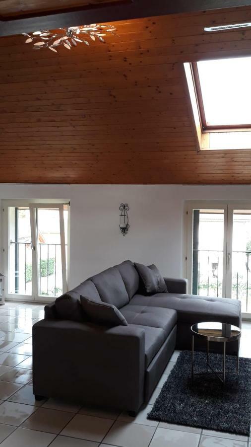 Holidays Homes Il Folletto Quartino Exterior foto