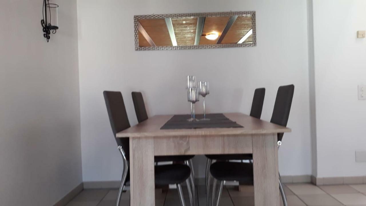 Holidays Homes Il Folletto Quartino Exterior foto